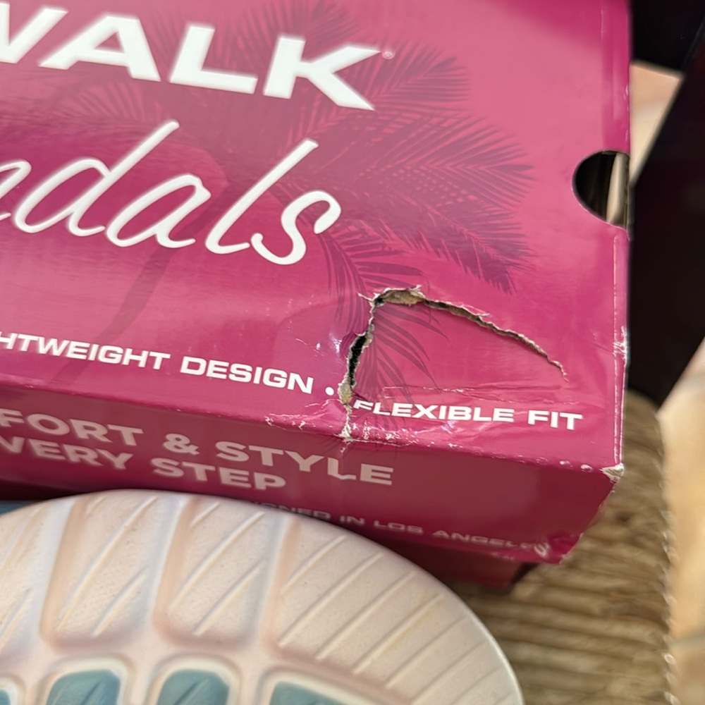 NWT Skechers GoWalk Sandals - tie dye size 11 Brand new - Picture 6 of 6